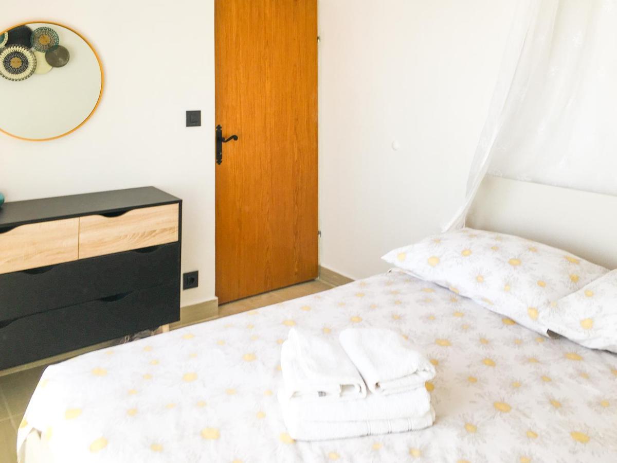 Land And Sea Apartment Primosten Exterior photo
