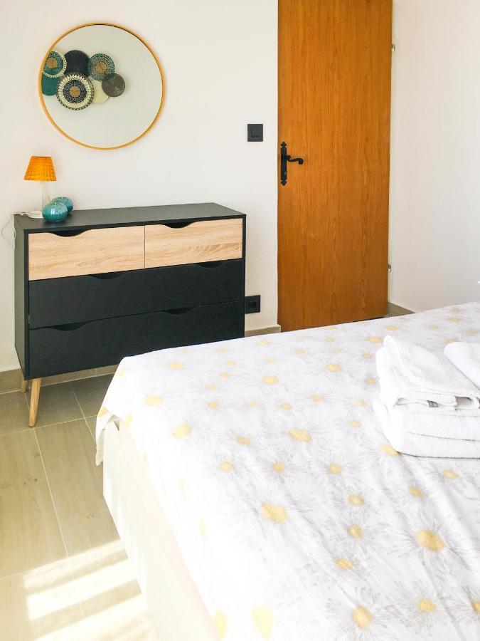 Land And Sea Apartment Primosten Exterior photo