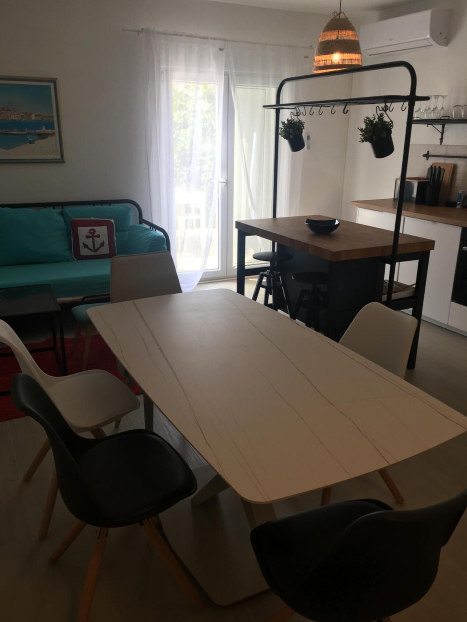 Land And Sea Apartment Primosten Exterior photo