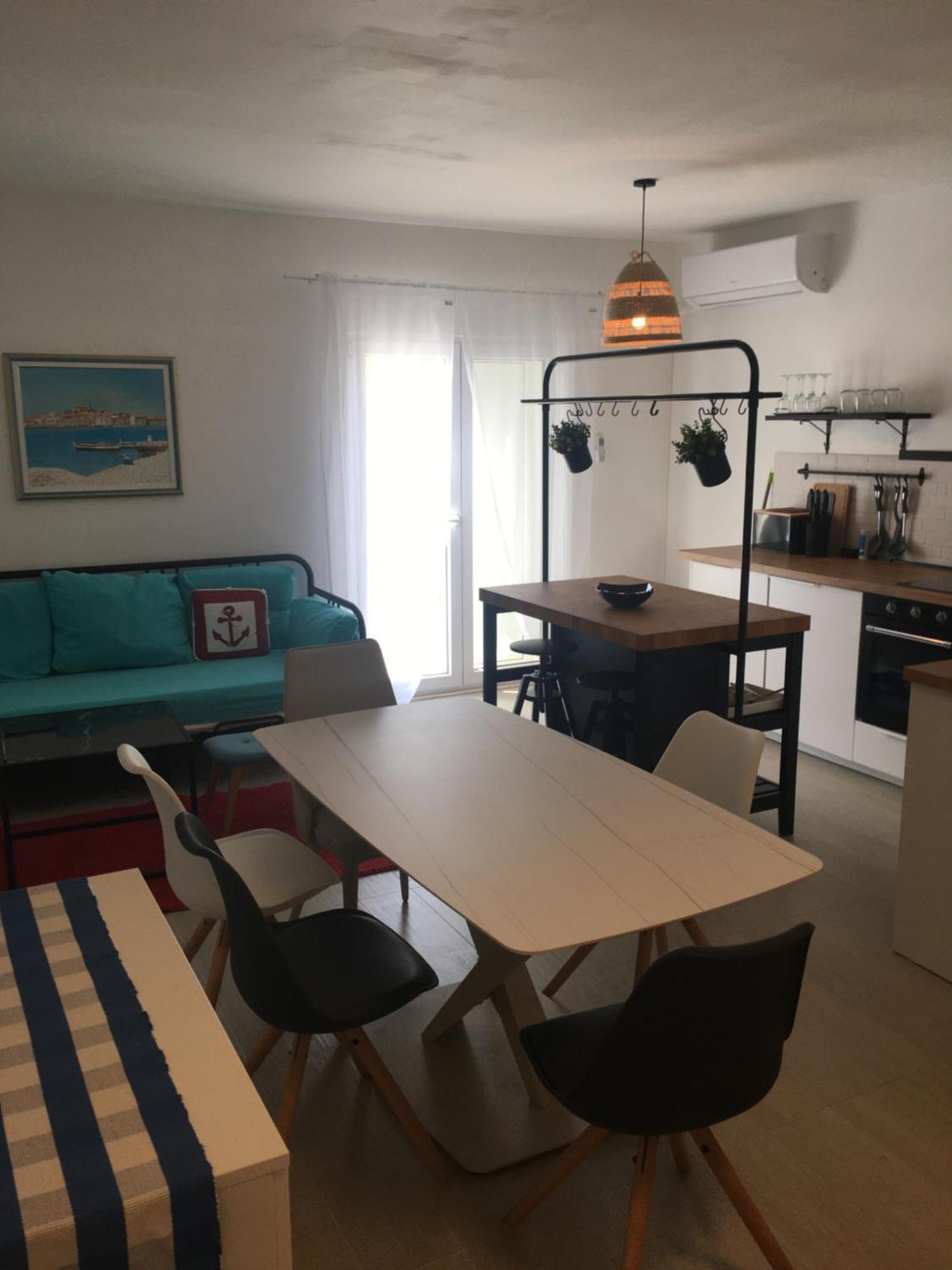 Land And Sea Apartment Primosten Exterior photo